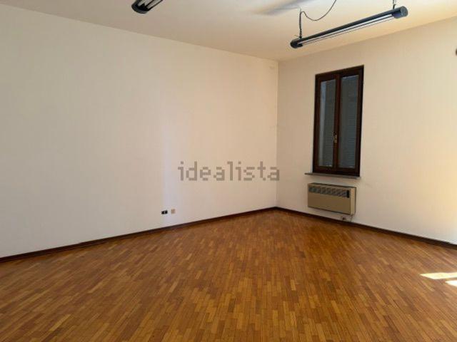 Appartamento in vendita di 88 m² in Via Edmondo de Amicis