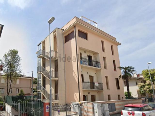 Appartamento in vendita di 88 m² in Via Fratelli Bandiera, 54
