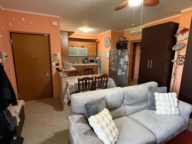 Appartamento in vendita di 88 m² in Via Genova, 352