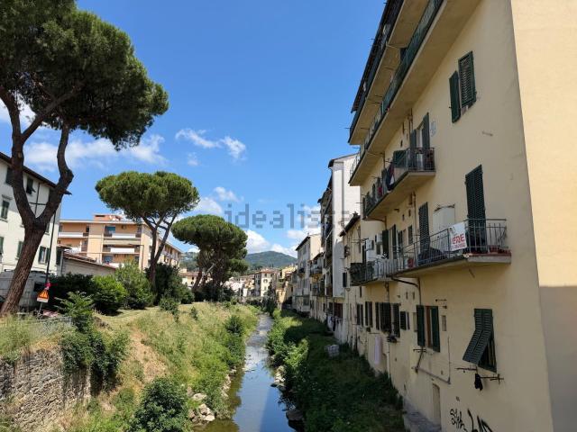 Appartamento in vendita di 88 m² in Via Giovanni Boccaccio, 13