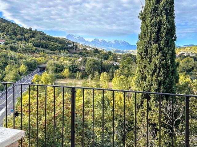 Appartamento in vendita di 88 m² in Via Luigi Cadorna, 39