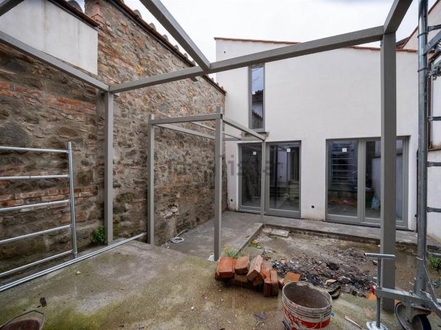 Appartamento in vendita di 88 m² in Via Oreste Cioppi
