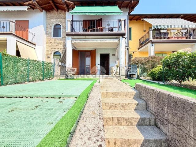 Appartamento in vendita di 88 m² in Via Padre Pio, 11
