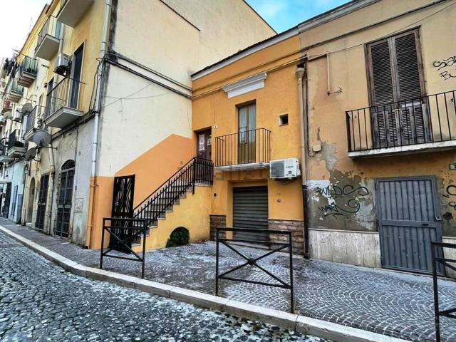 Appartamento in vendita di 88 m² in Via Pescheria, 8