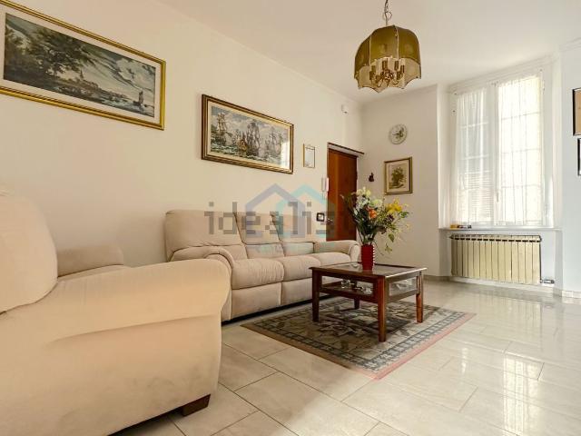 Appartamento in vendita di 88 m² in Via Piave, 25