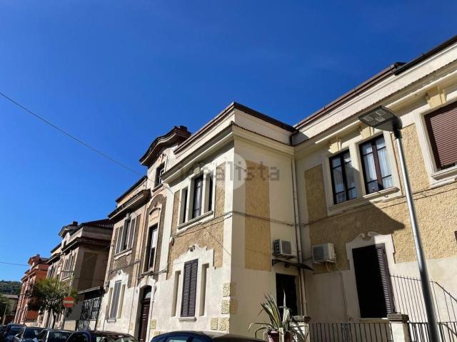 Appartamento in vendita di 88 m² in Via Pola, 5