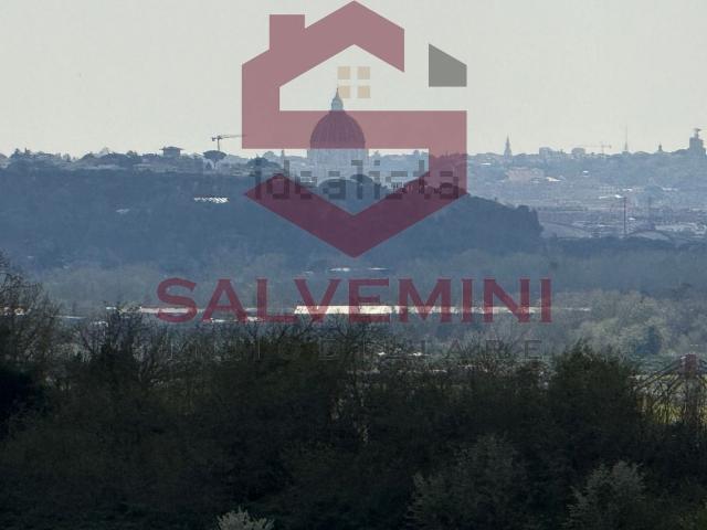 Appartamento in vendita di 88 m² in Via Pratovecchio, 12