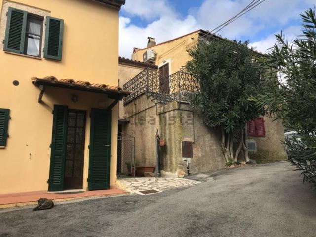 Appartamento in vendita di 88 m² in Via Scansanese