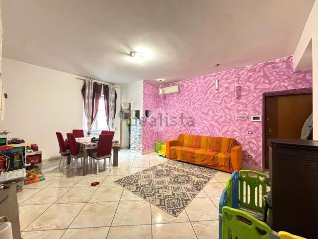 Appartamento in vendita di 88 m² in Via Settebagni