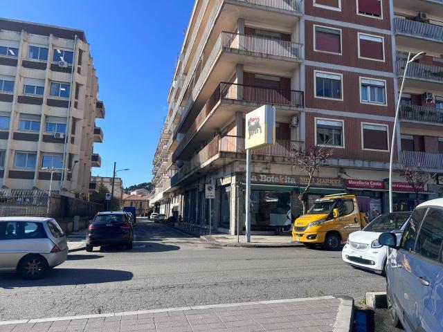 Appartamento in vendita di 88 m² in Via Sicilia, 36