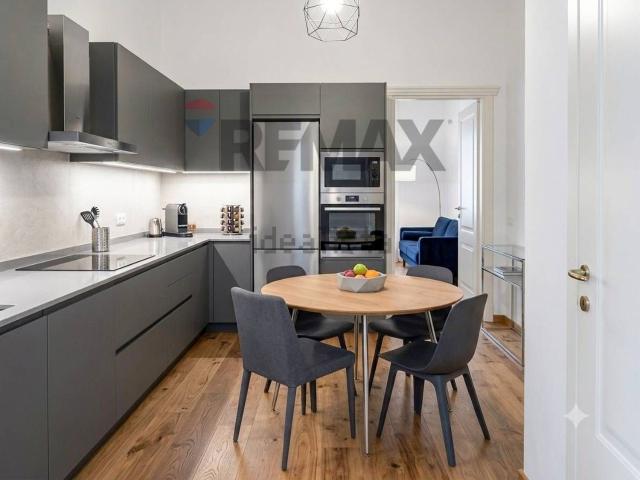 Appartamento in vendita di 88 m² in Viale Certosa, 109