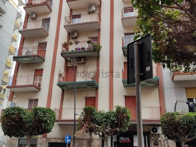 Appartamento in vendita di 88 m² in Viale Liguria, 107