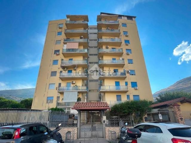 Appartamento in vendita di 89 m² in Piazza Armerina, 12