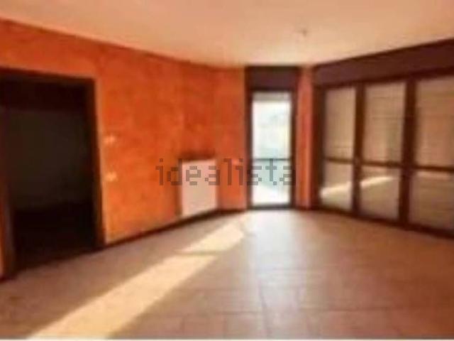 Appartamento in vendita di 89 m² in Via Vecchia Alzate, 190