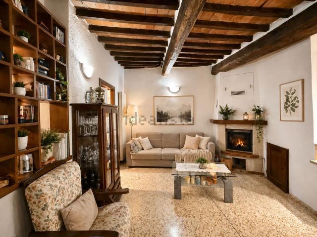 Appartamento in vendita di 89 m² in Via Vittorio Emanuele, 7