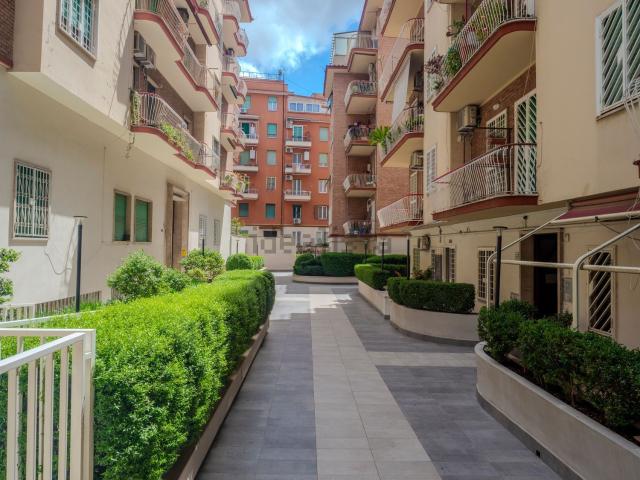 Appartamento in vendita di 89 m² in Via Albano