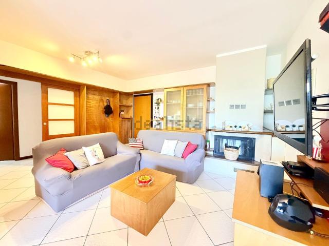 Appartamento in vendita di 89 m² in Via Baldo degli Ubaldi, 124