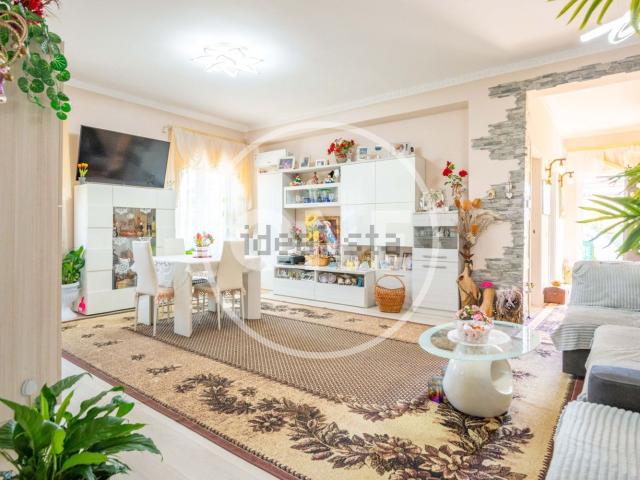 Appartamento in vendita di 89 m² in Via del Fosso dell&apos Osa, 309