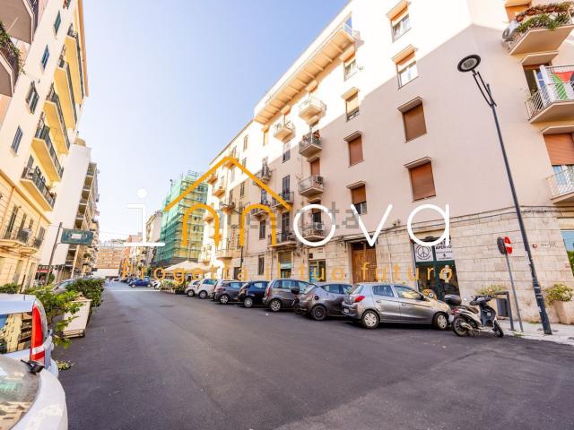Appartamento in vendita di 89 m² in Via F. Petrarca, 36
