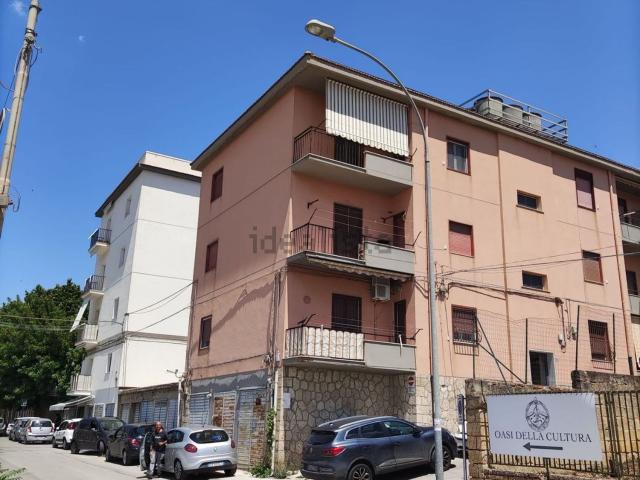Appartamento in vendita di 89 m² in Via Federico de Roberto, 35