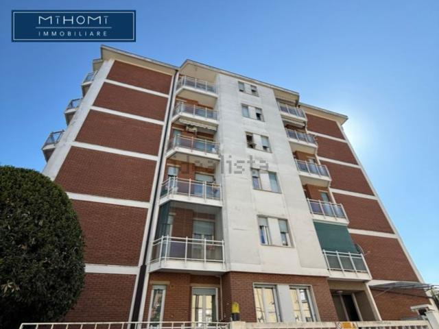 Appartamento in vendita di 89 m² in Via Francesco Petrarca, 15