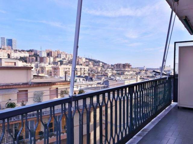 Appartamento in vendita di 89 m² in Via Francesco Ravaschio