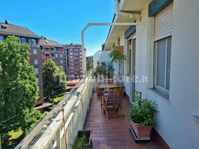 Appartamento in vendita di 89 m² in Via Fréjus, 13