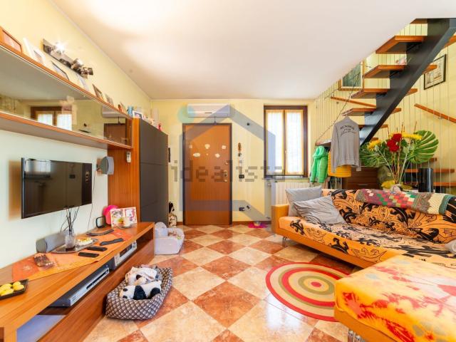 Appartamento in vendita di 89 m² in Via Italia, 23