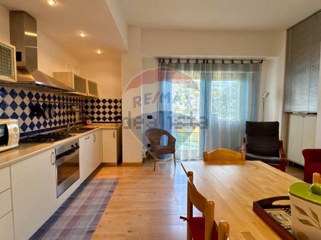 Appartamento in vendita di 89 m² in Via Jacopo della Quercia