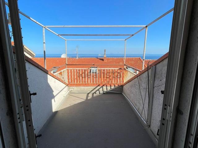 Appartamento in vendita di 89 m² in Via Libertà, 9