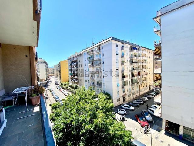 Appartamento in vendita di 89 m² in Via Licinio Stolone, 96