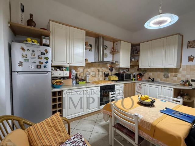 Appartamento in vendita di 89 m² in Via Martiri della Liberta, 9