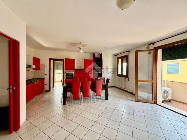 Appartamento in vendita di 89 m² in Via Martiri delle Foibe, 4