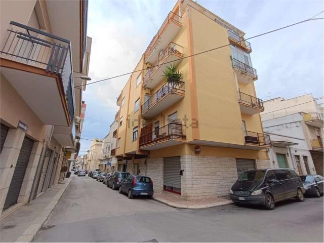 Appartamento in vendita di 89 m² in Via P. Metastasio, 57