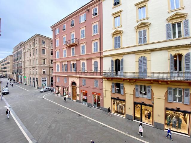 Appartamento in vendita di 93 m² in Corso Giuseppe Garibaldi