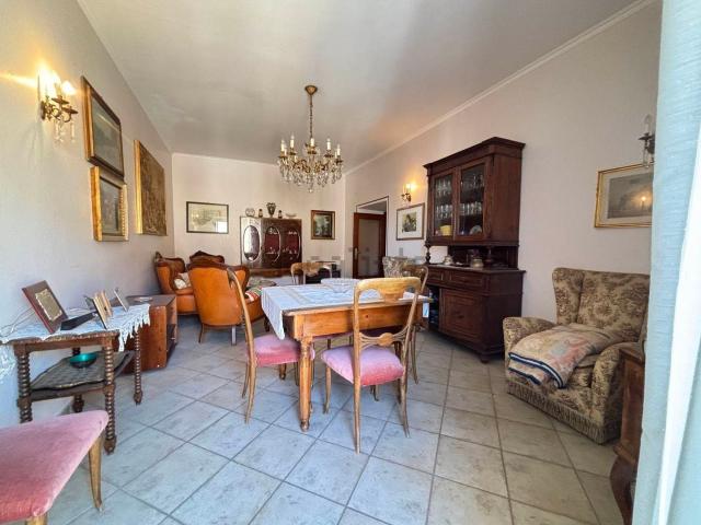 Appartamento in vendita di 93 m² in Piazza Giuseppe Garibaldi