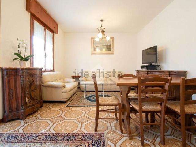 Appartamento in vendita di 93 m² in Piazza John Fitzgerald Kennedy, 1