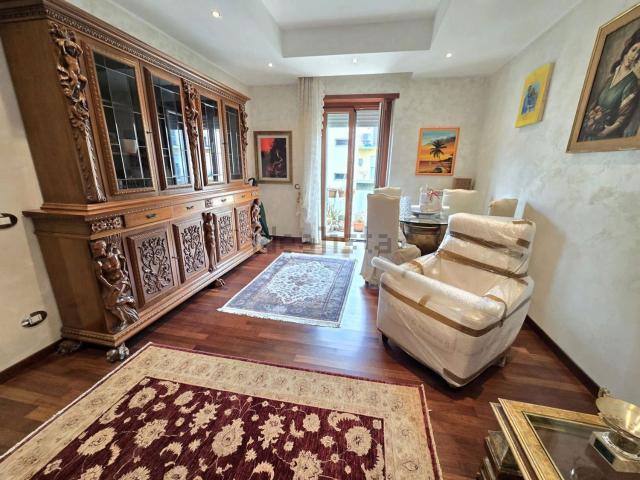 Appartamento in vendita di 93 m² in Via Tarquinio Collatino, 16