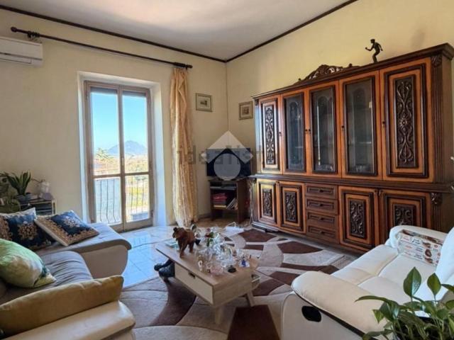 Appartamento in vendita di 93 m² in Via Terni, 63