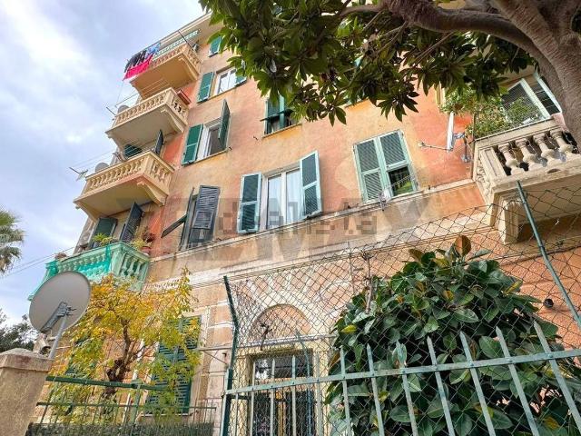 Appartamento in vendita di 93 m² in Via Tevere, 5
