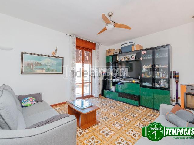 Appartamento in vendita di 93 m² in Via Torino, 23