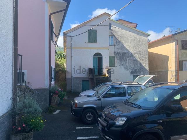 Appartamento in vendita di 93 m² in Via Trieste