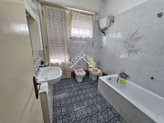 Appartamento in vendita di 93 m² in Via Uberto Ranieri