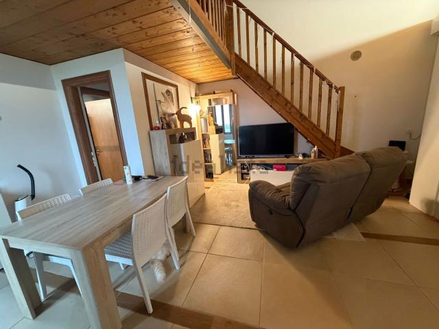 Appartamento in vendita di 93 m² in Via Umberto Nobile