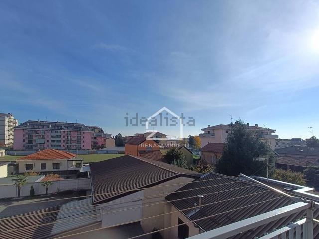 Appartamento in vendita di 93 m² in Via Varese, 39