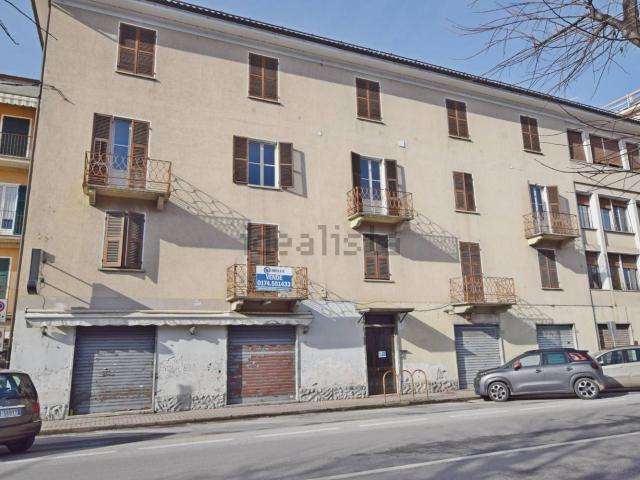 Appartamento in vendita di 93 m² in Via Vittorio Veneto, 25