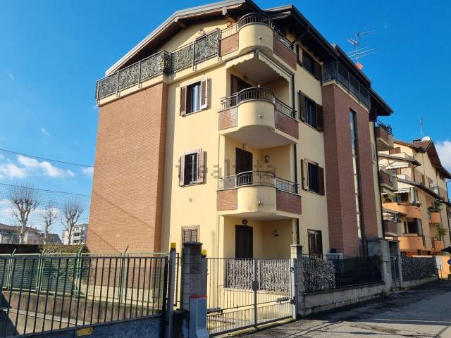Appartamento in vendita di 93 m² in Via Vizzola, 11