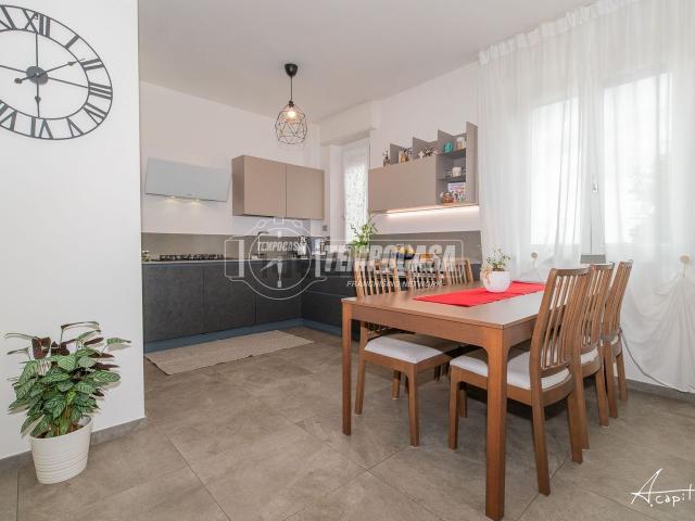 Appartamento in vendita di 93 m² in Via XXV Aprile, 273
