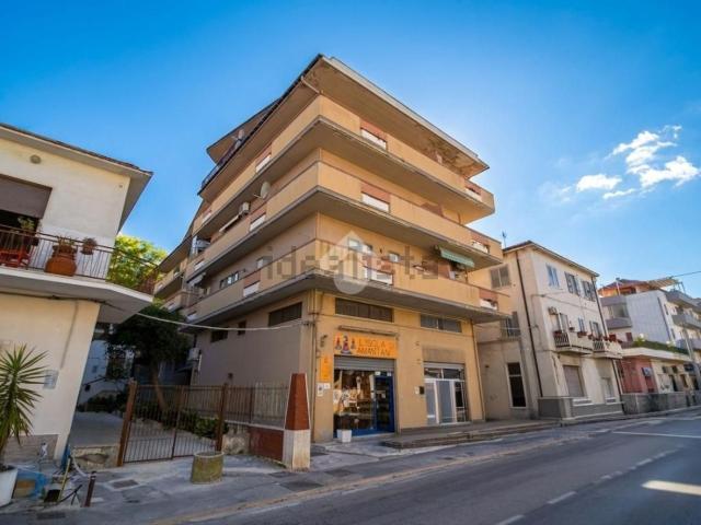 Appartamento in vendita di 93 m² in Via Adriatica, 426