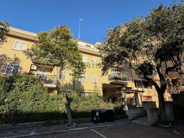 Appartamento in vendita di 93 m² in Via Alfonso Carafa, 7